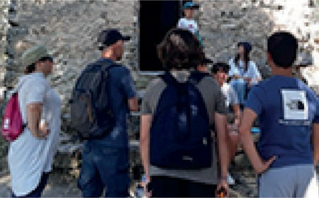 Photo de groupe sur le chantier